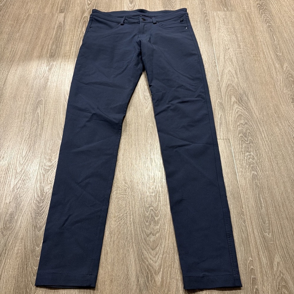 Lululemon Everyday Pant Inkwell Navy Blue Hiking Travel Work‎ Vintage Size 6
